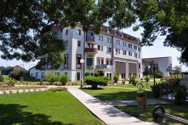 Obnova “Dvorova” oživljava banjski turizam Semberije