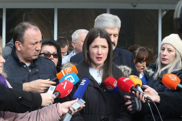 Predstavnici PDP ispred NSRS: Nismo organizatori protesta, tražimo da se Stanivuković pusti na slobodu