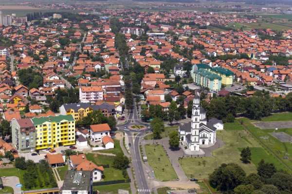 Vladika Fotije služi božićnu liturgiju u Sabornoj crkvi