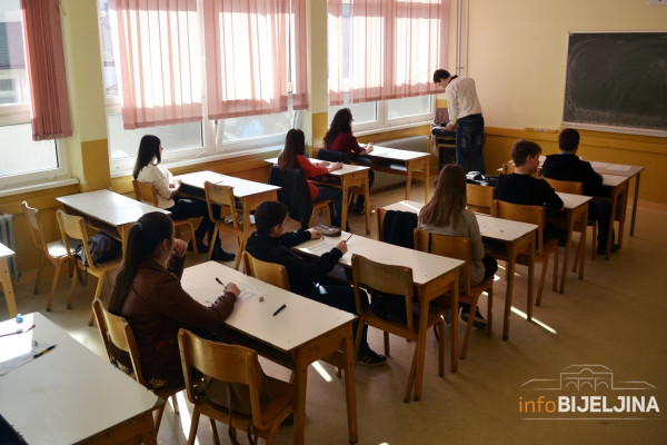 Januarska plata u prosvjeti veća u prosjeku za oko 100 KM