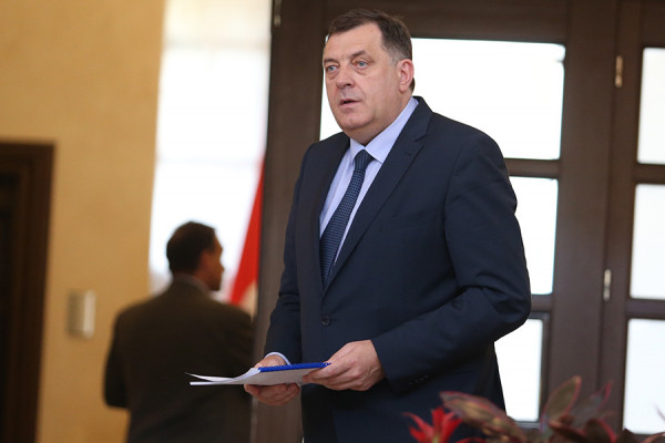 Dodik poručio da se Republika Srpska održava voljom srpskog naroda