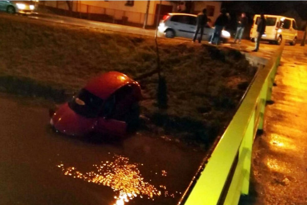 Automobilom sletio u kanal Dašnica