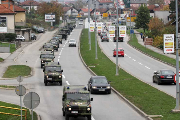 Ministarstvo odbrane BiH poništilo konkurs nabavke vozila težak 18 miliona KM