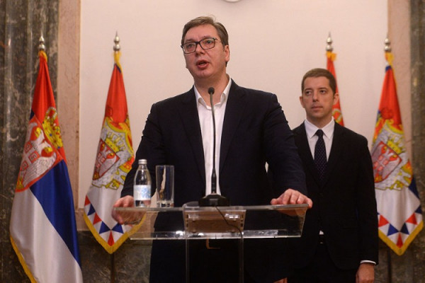 Vučić: Ostavljeni smo na cedilu