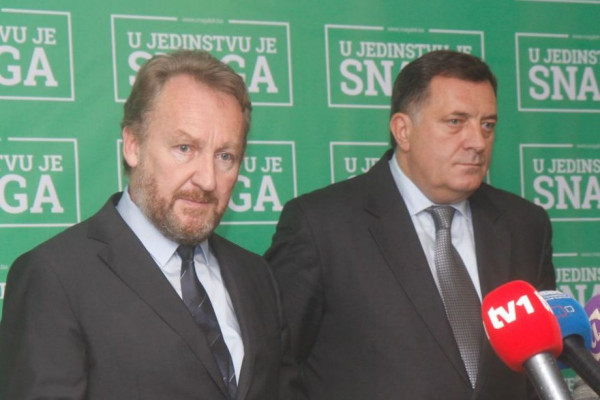 Odbijen tužbeni zahtjev protiv Dodika