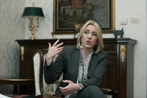 Predsjednica Srpske poručila lokalnim vlastima da niko neće biti ostavljen na cjedilu