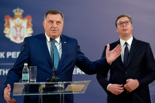 Dodik: U kontinuitetu rješavamo probleme običnih ljudi u RS