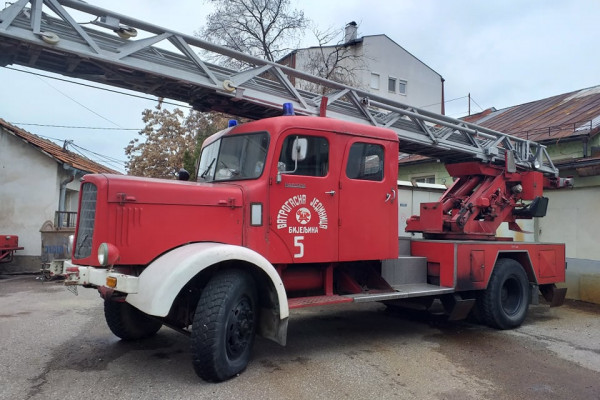 Bijeljina: Ruši se Vatrogasni dom, gradi se višespratnica