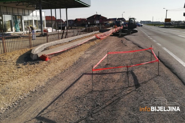 Reagovanje firme “CSP” Dvorovi Bijeljina na tekst „Mještani Dvorova ogorčeni, uništena pješačko-biciklistička staza”