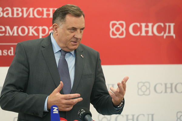 Dodik: Srbima pripada mjesto predsjedavajućeg Savjeta ministara i tri ministarska mjesta