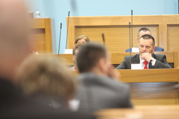 Lukač poručio da nacrti zakona neće biti povučeni
