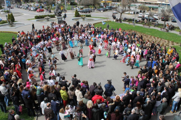 Tradicionalno obilježena Vrbica - Lazarice igrale i pjevale za rodnu godinu