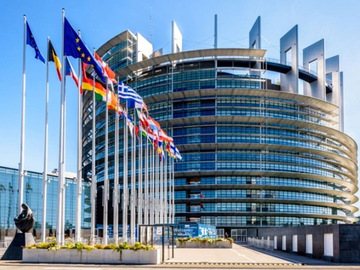 Mediji i SPC na crnoj listi Brisela