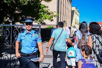 PU Bijeljina: Policajci provjeravaju stanje puteva kod škola, posebna pažnja u Patkovači