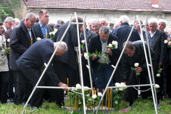 27 godina od stradanja pripadnika JNA u “Tuzlanskoj koloni”