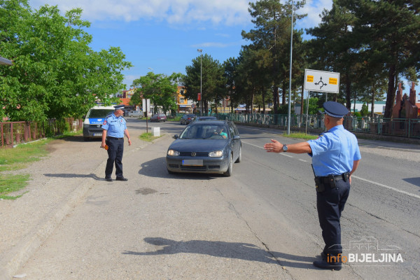 Dug vozača u BiH skoro 60 miliona KM: Sarajlija duguje čak 94.150 KM