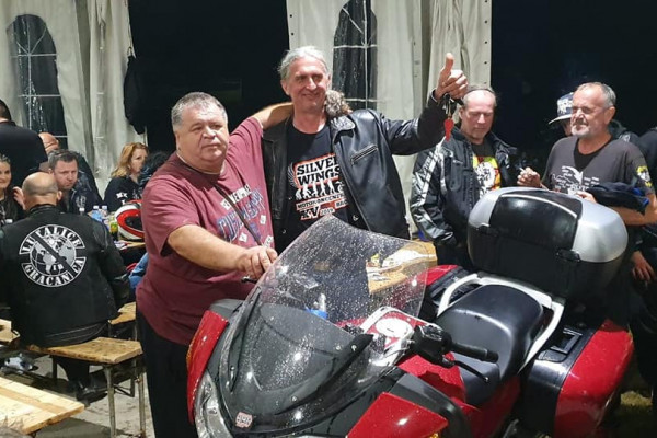 Milioneru iz Bijeljine vratio 100.000 evra, a on mu poklonio motor