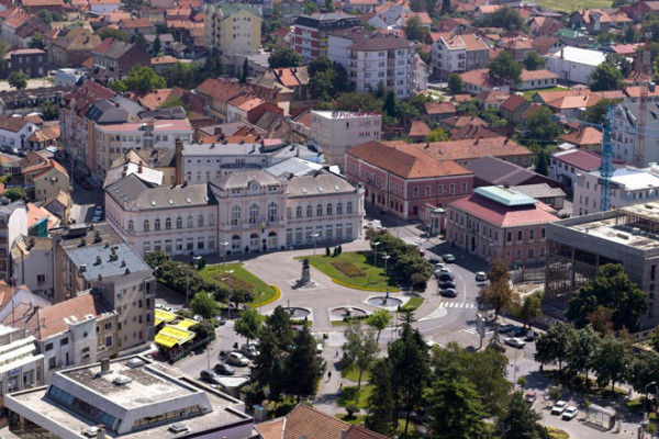 Dodik u Bijeljini sa Mićićem i na sastanku o auto-putu