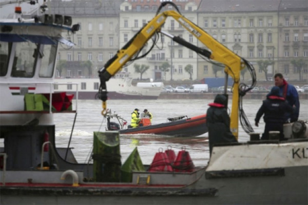Nivo Dunava opada, ali nedovoljno da bi se došlo do potonulog broda