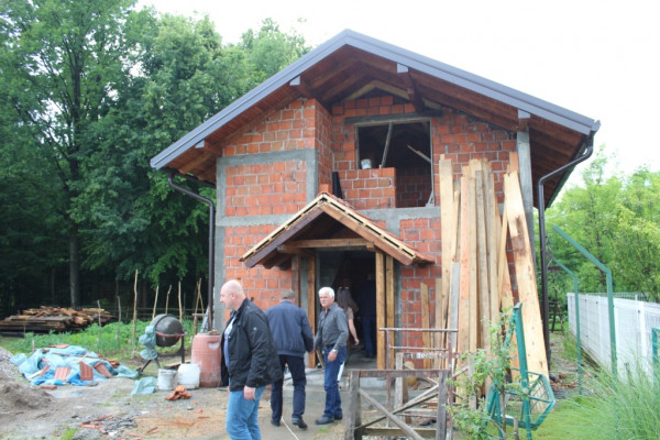 Izgradnja kuće uništene u požaru u Donjim Zagonima
