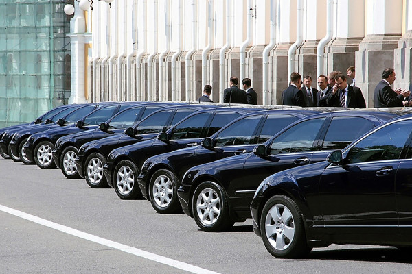 Održavanje službenih limuzina funkcionera BiH bezobrazno skupo - Samo za pranje dali 100.000KM