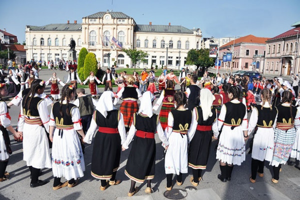 Četvrti Međunarodni festival dječjeg i omladinskog folklora "Pletenica 2019" /FOTO/