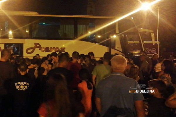 Djeca iz Goraždevca stigla večeras u Bijeljinu /FOTO/