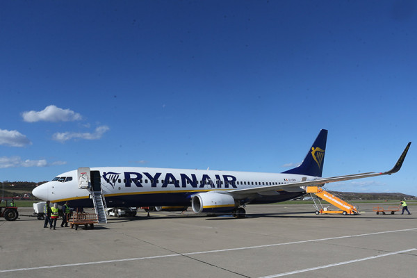 Avion Rajanera umjesto u Banjaluku sletio 900 kilometara dalje