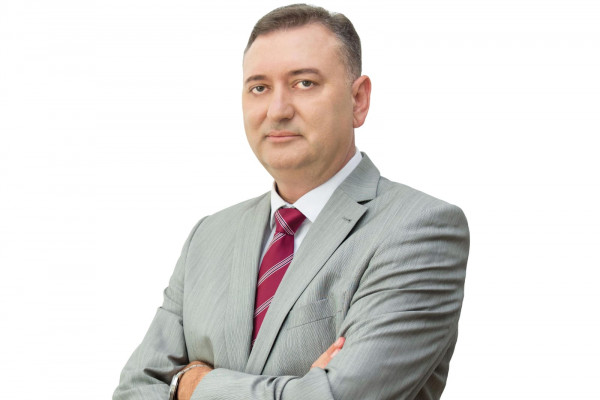 Popović: Napredak ekonomije i više posla