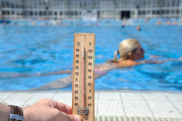 NEPODNOŠLJIVE vrućine u BiH: Pomama za klima-uređajima, hladovinom i bazenima