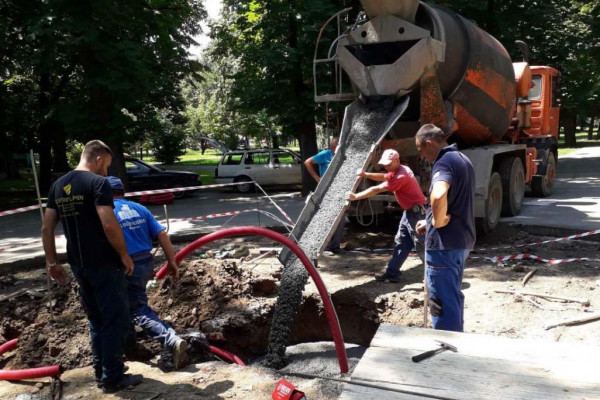 Rotarijanci grade česmu u parku u Bijeljini