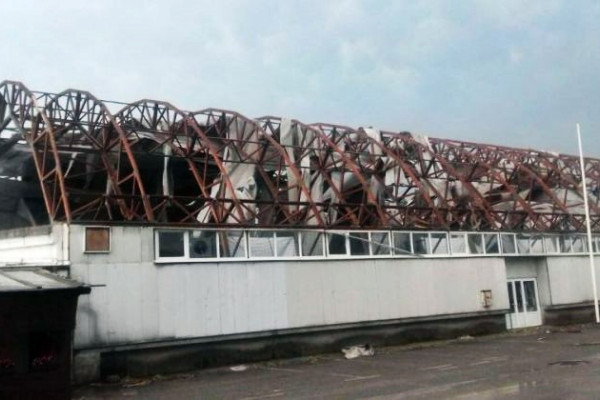 Olujni vjetar uništio krov hale AD ’’Grad’’ Bijeljina