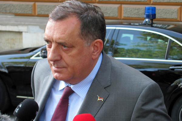 Dodik tvrdi da je vojna neutralnost NAJBOLJA OPCIJA za sve