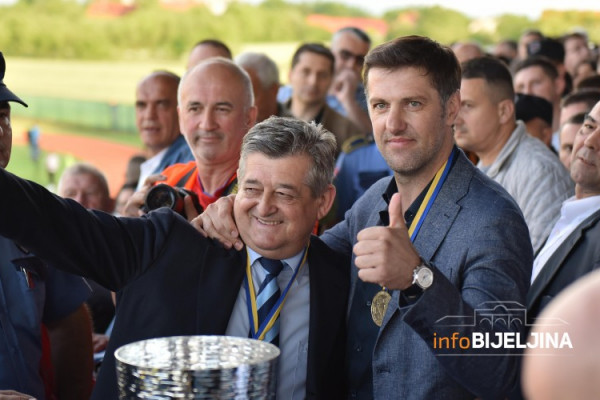 Mićić pisao Elektro-Bijeljini: Neka „Radnik“ plaća struju na stadionu