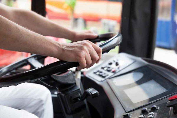 Posljedice odlaska iz Srpske: Penzioneri voze autobuse, a ne znaju da izdaju kartu