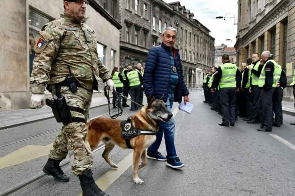 Pripreme za Paradu ponosa u Sarajevu: Policija blokirala centar i provjerava sve