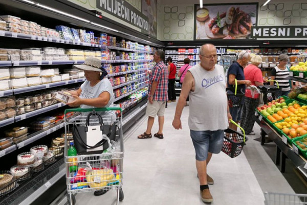 Sve više stranaca u BiH radi kupovine