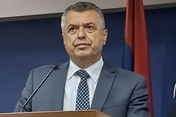 Bratić podnio neopozivu ostavku