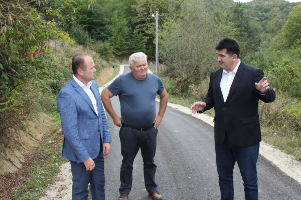 Asfaltirani putevi za dobrobit stanovnika majevičkog kraja
