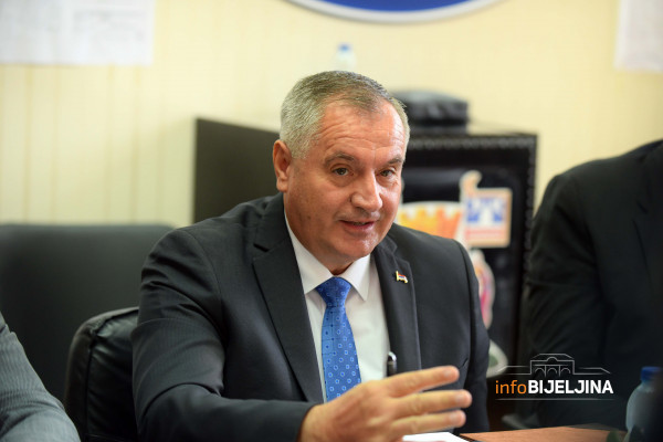 Višković: Za sada nema poskupljenja struje
