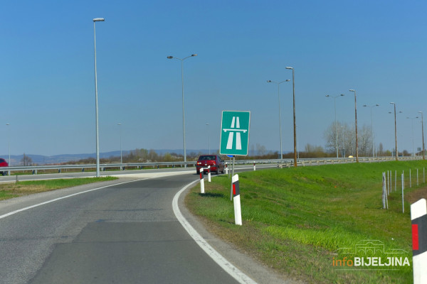 Srbija bi trebala pomoći izgradnju 17 kilometara autoputa od Rače prema Bijeljini