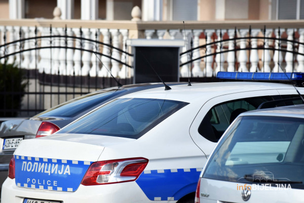Pet povrijeđenih u sudaru pola i traktora