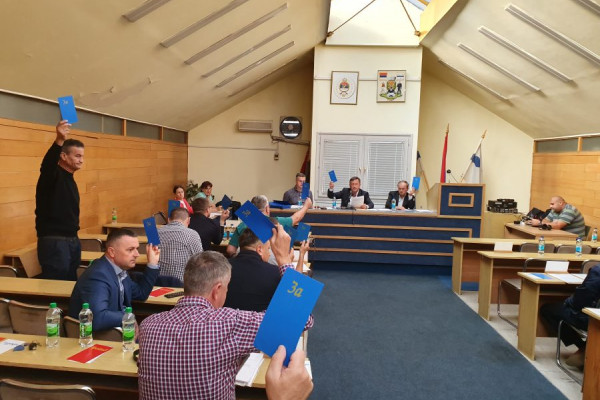 Najveće priznanje opštine Ugljevik dodijeljeno Eparhiji zvorničko -tuzlanskoj