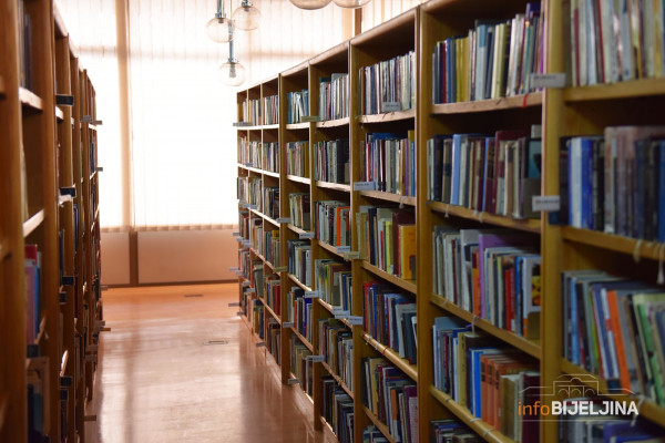 Popust za sve one koji pomažu rad biblioteka