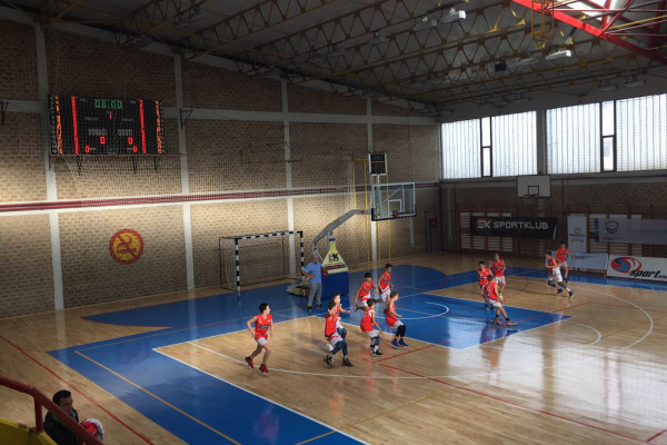 Rekonstruisana sportska sala u Račanskoj ulici