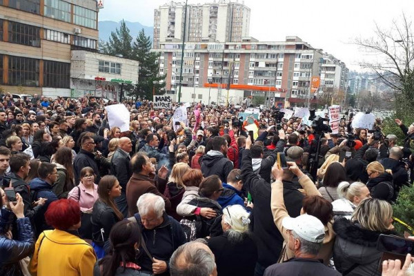 Protest zbog šokantnih fotografija iz Zavoda "Pazarić"