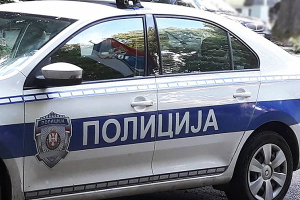 Tijelo muškarca pronađeno u stanu, sumnjaju da je mrtav već pet godina