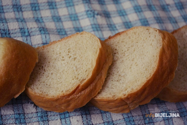 Šećer i bijeli hleb povezani sa nesanicom kod starijih osoba