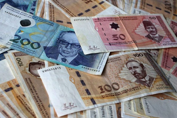 Špediteri na taksama uzeli milione?