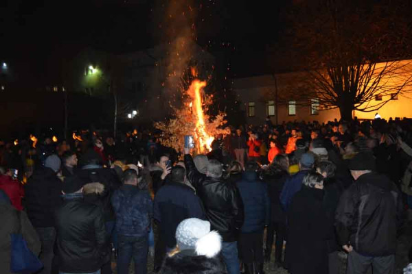 Radosno Badnje veče u majevičkom kraju